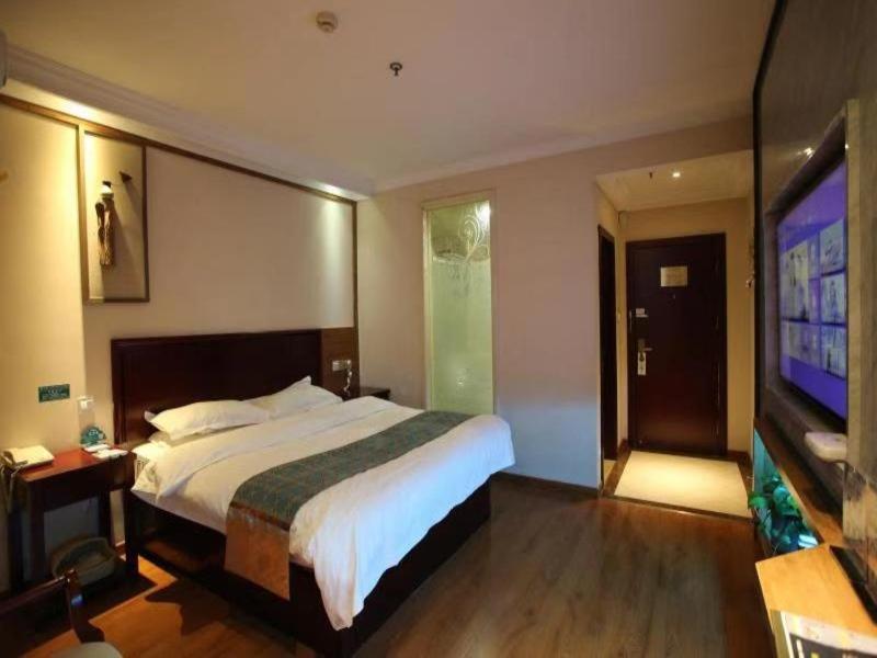 Greentree Inn Jiangsu Wuxi Yangjian Xihu Road Express Hotel Esterno foto