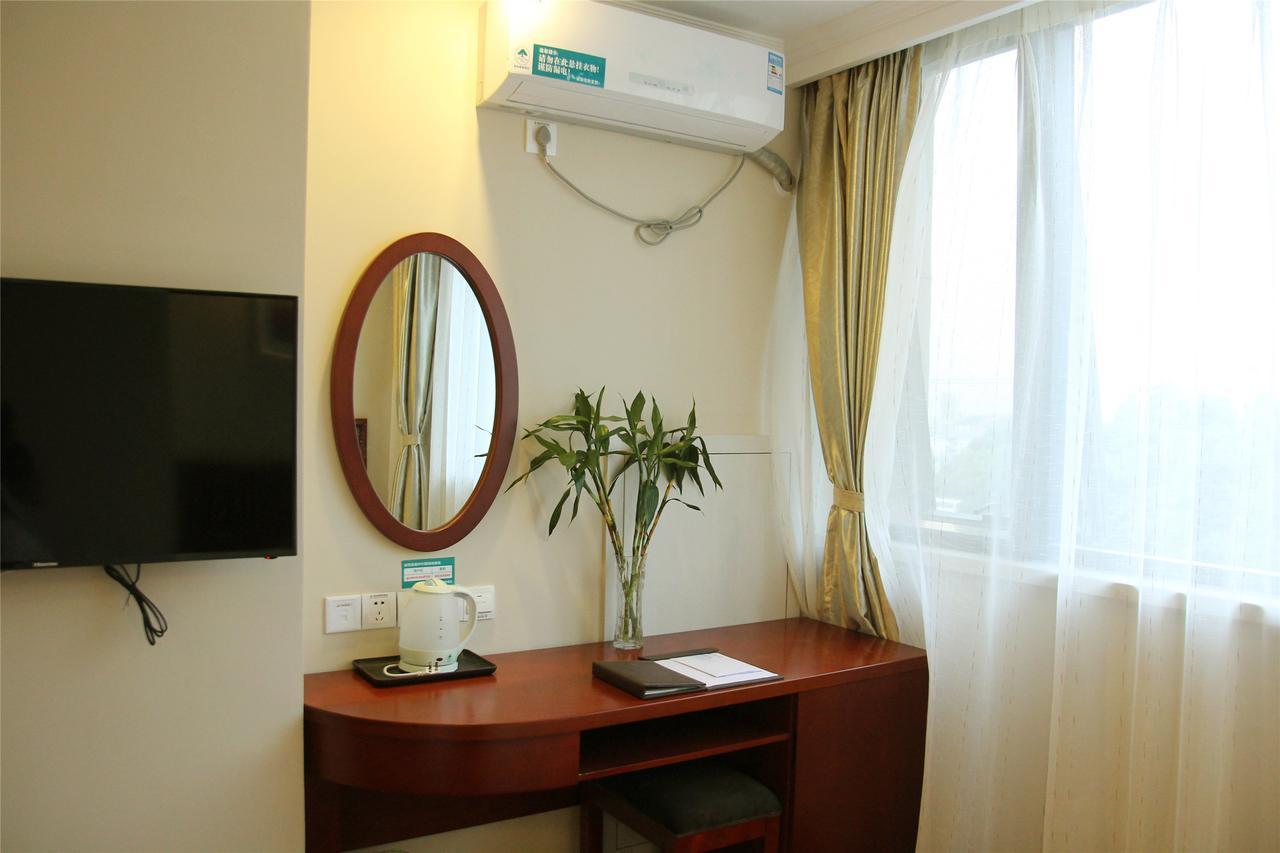 Greentree Inn Jiangsu Wuxi Yangjian Xihu Road Express Hotel Esterno foto